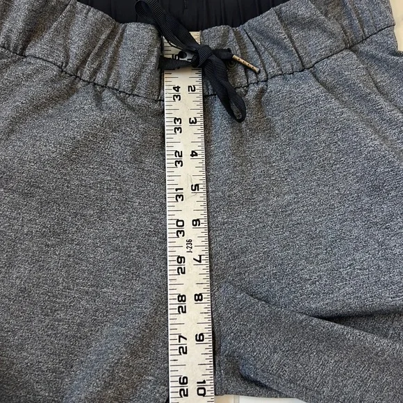 Lululemon On The Fly Pant *28" Heathered Black Lounge Jogger Pants Women’s 4 - Picture 13 of 14